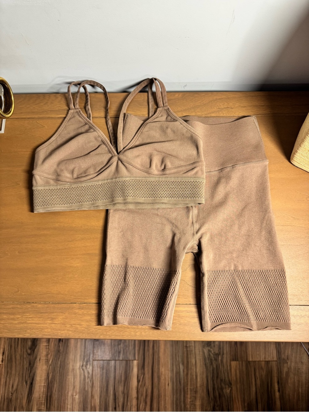 Fabletics Sculptknit set - Jeni Sports Bra and High Waisted Biker Shorts
